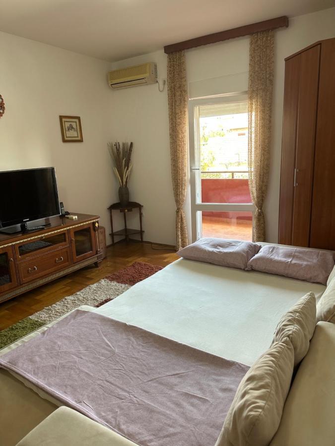 Bella Apartman Podgoriţa Exterior foto